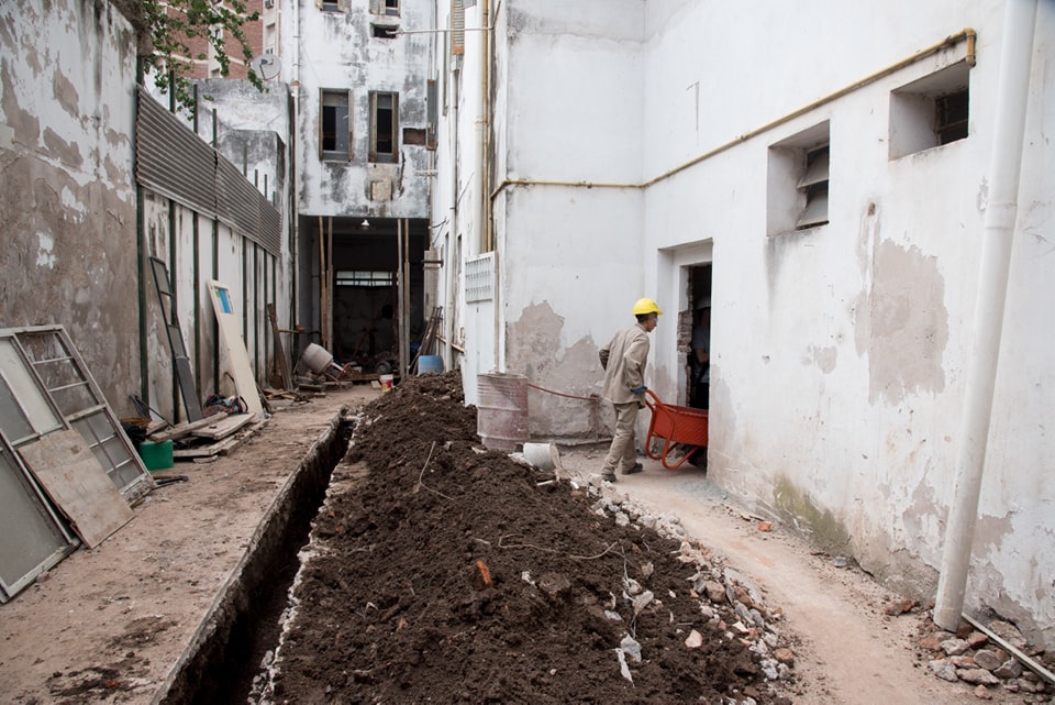 Demolición y reestructurar los servicios básicos así se encuentra la