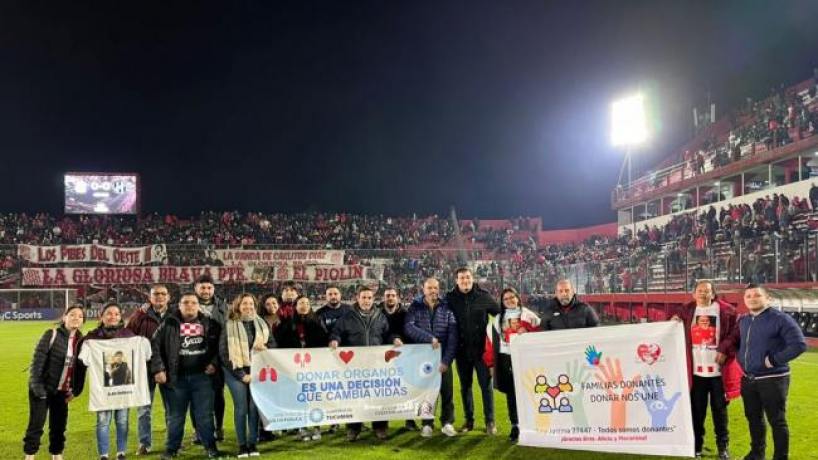 Fundación Cuestión de Vivir Raises Awareness About the Importance of Organ Donation at San Martín and Atlético Match